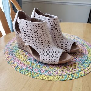 Life Stride high heeled wedges